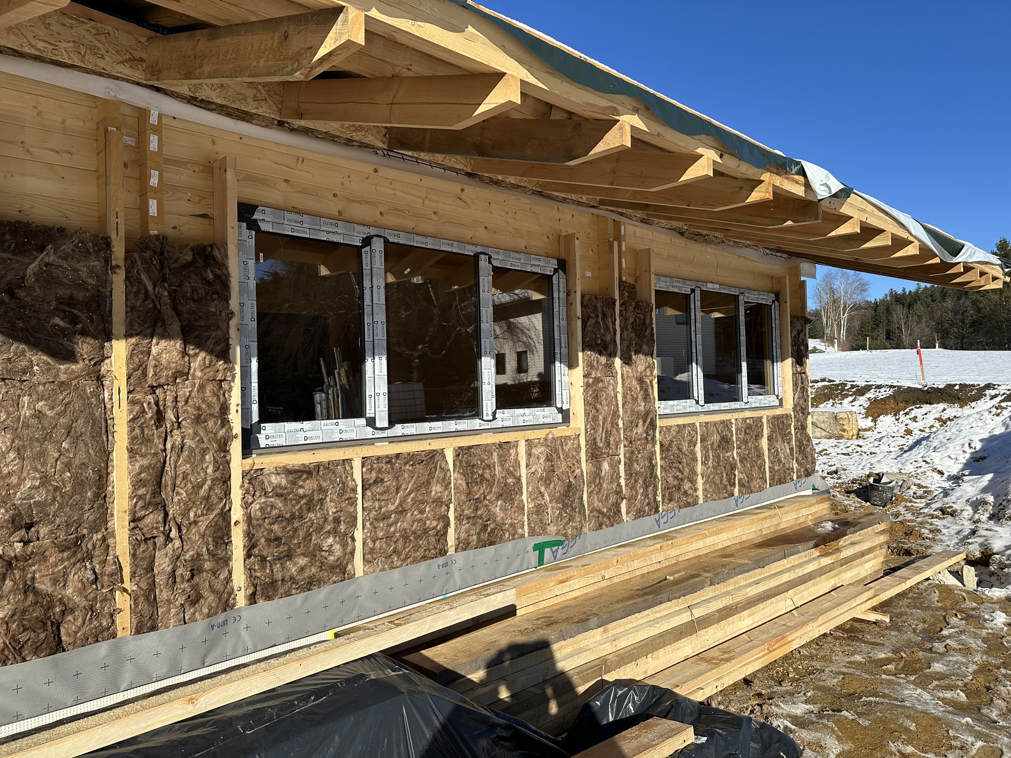 Teil 6: Isolierung, Kaltdach und Fenstermontage am Wohnhaus EnnsTeil 6